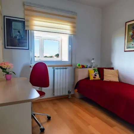 Apartment Ema Pula